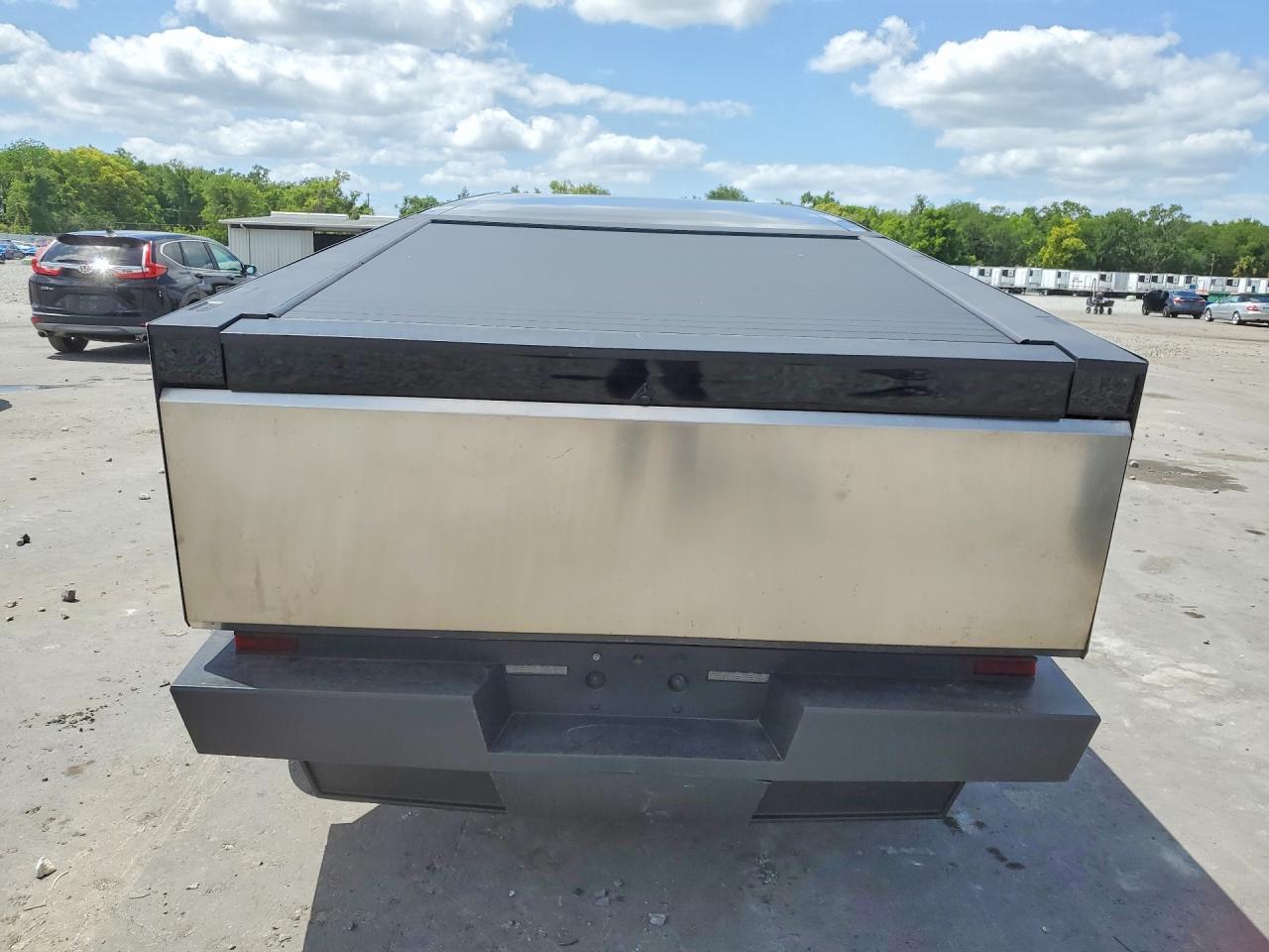 2024 Tesla Cybertruck - Фото 6