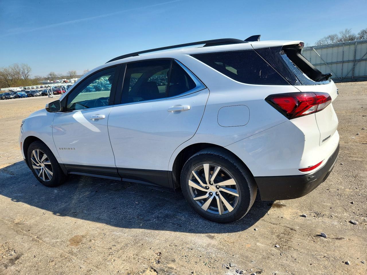 2022 Chevrolet Equinox Lt - Фото 2