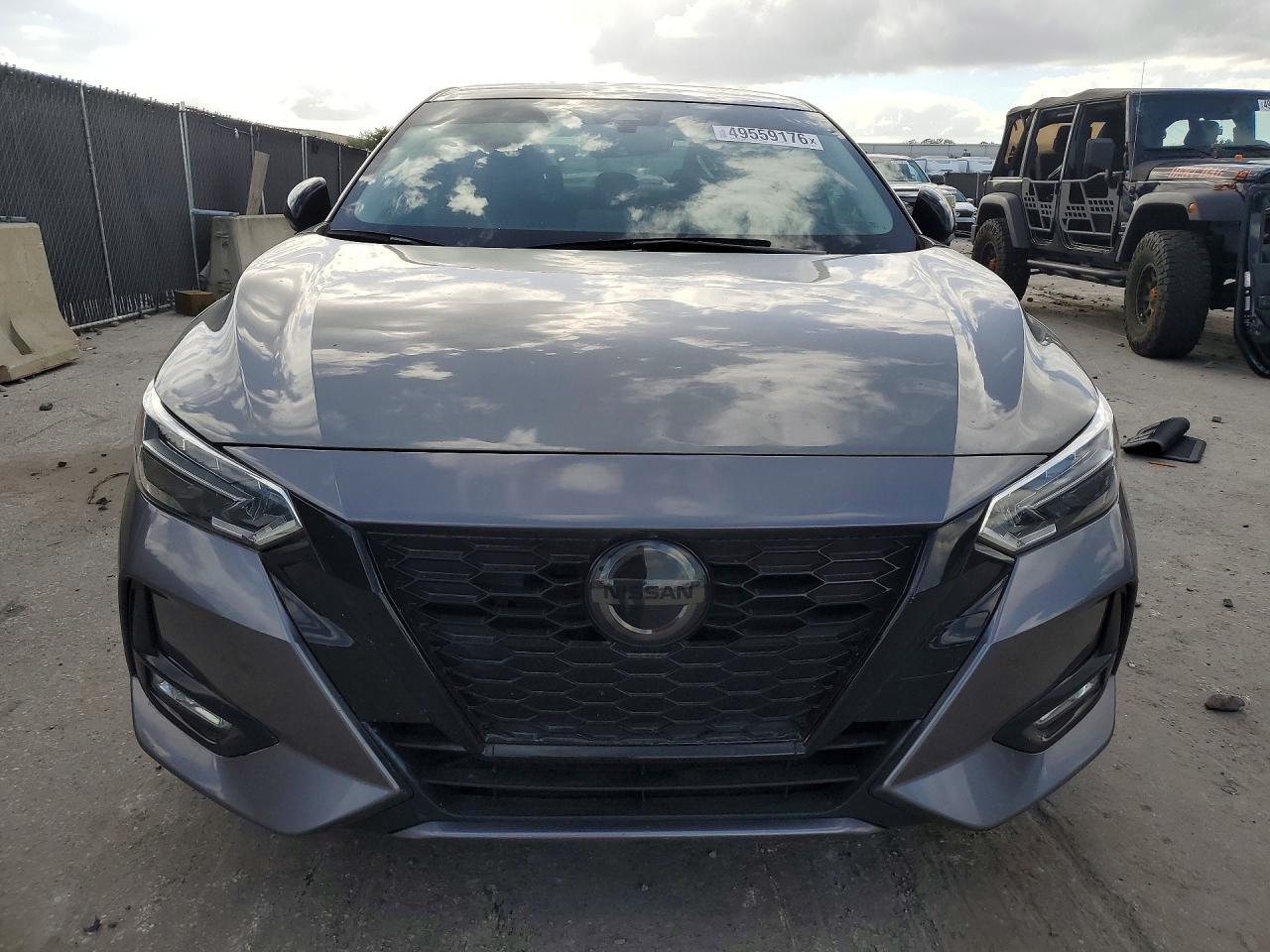 2023 Nissan Sentra Sr - Image 5