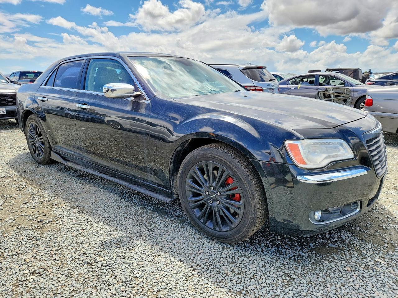 2011 Chrysler 300C - Фото 4