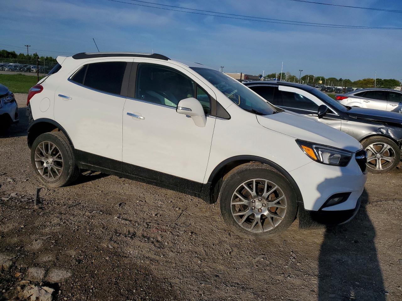 2017 Buick Encore Sport Touring - Image 4