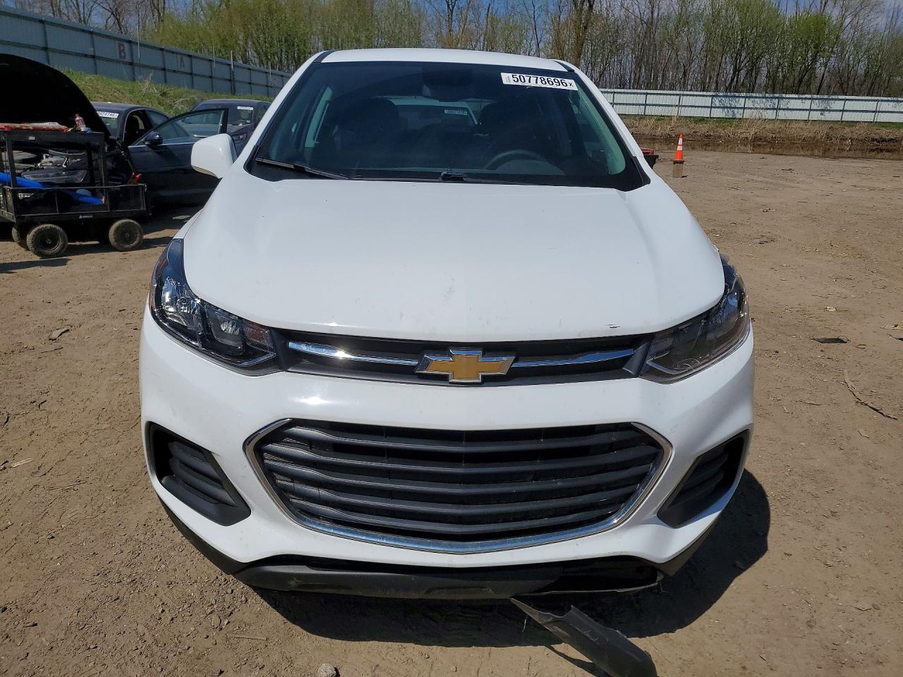 2020 Chevrolet Trax Ls - Image 5