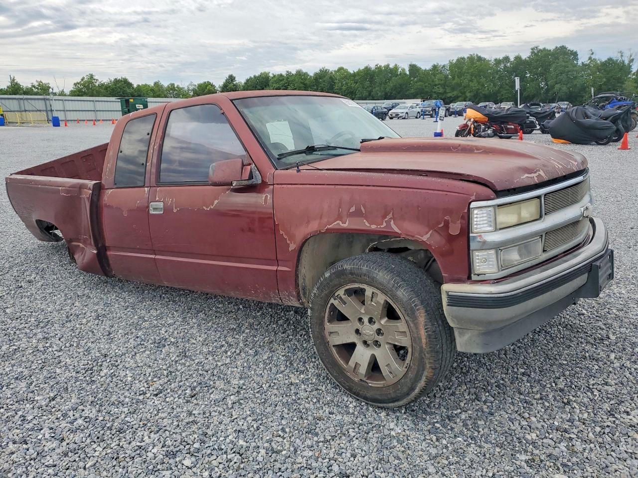 1998 Chevrolet Gmt-400 C1500 - Фото 4