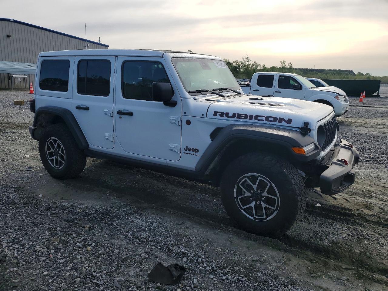 2025 Jeep Wrangler Rubicon - Фото 4