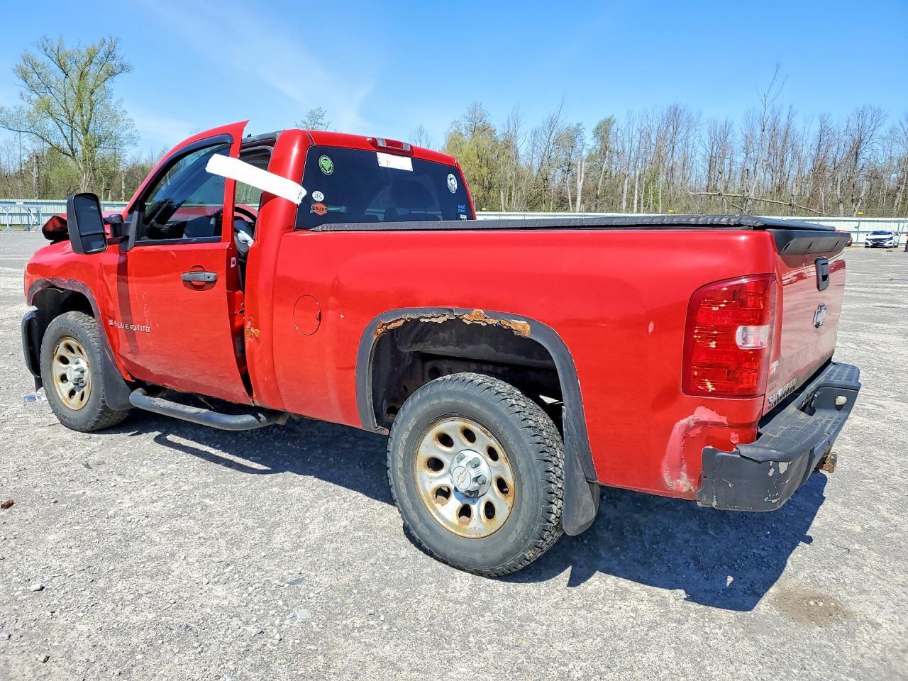 2008 Chevrolet Silverado C1500 - Фото 2