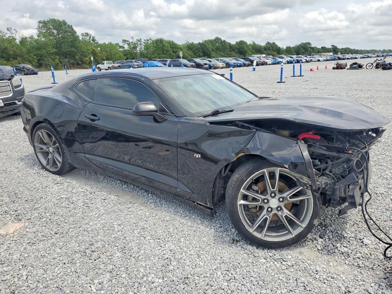 2019 Chevrolet Camaro Ls - Image 4