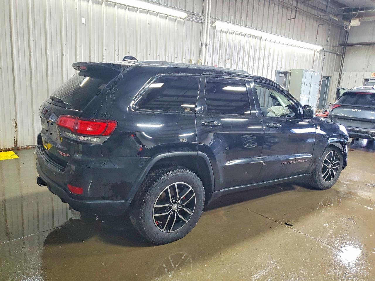 2018 Jeep Grand Cherokee Trailhawk - Фото 3