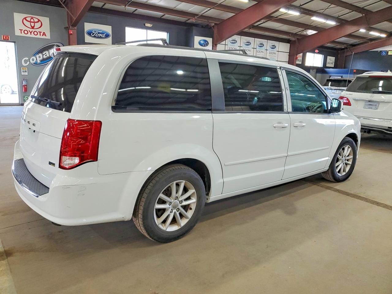 2014 Dodge Grand Caravan Sxt - Фото 3