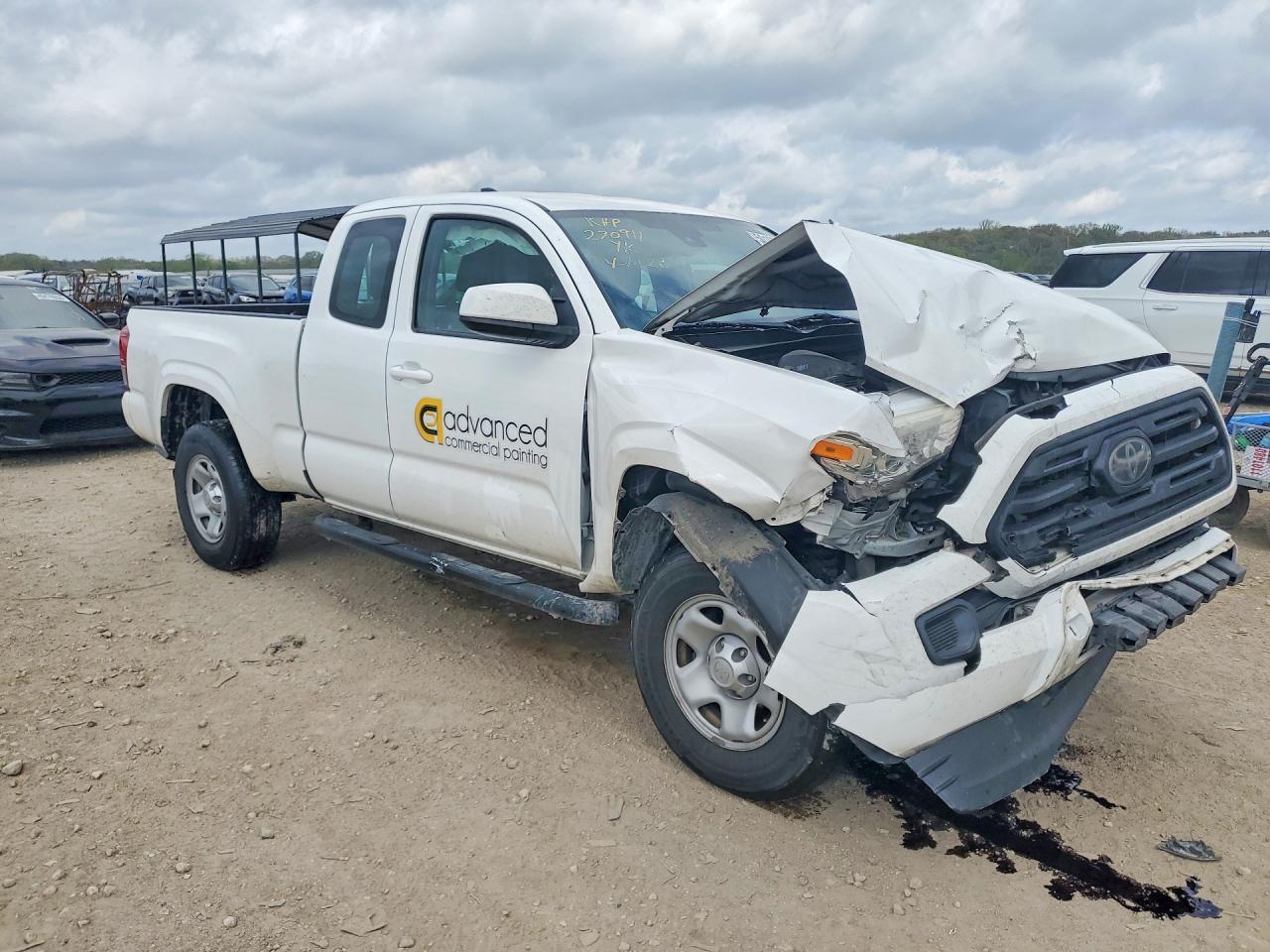 2018 Toyota Tacoma Sr - Фото 4