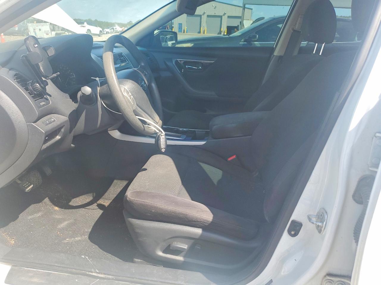 2014 Nissan Altima - Фото 7