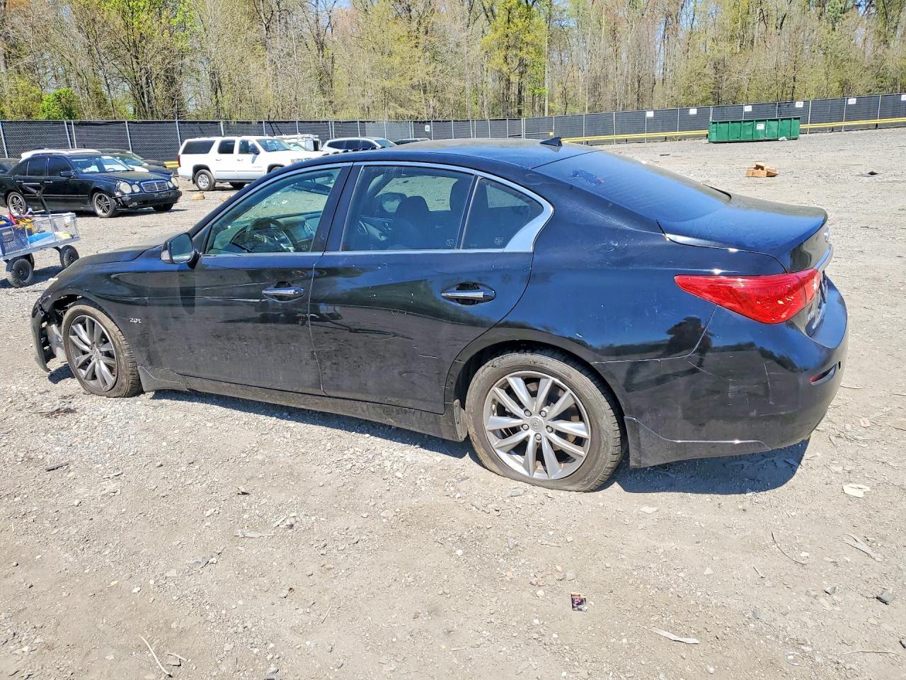 2016 Infiniti Q50 2.0T Premium - Фото 2