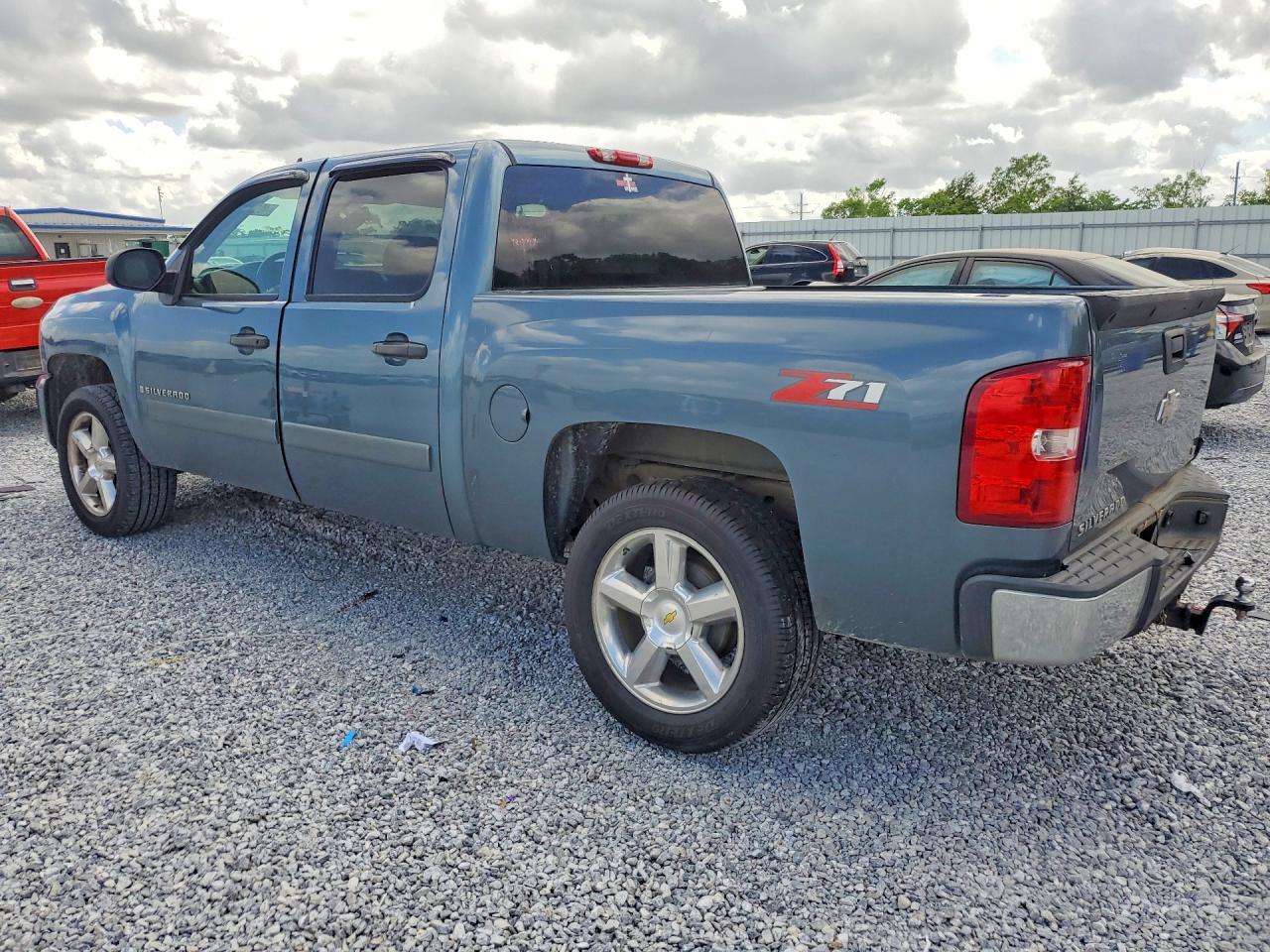 2008 Chevrolet Silverado C1500 - Фото 2