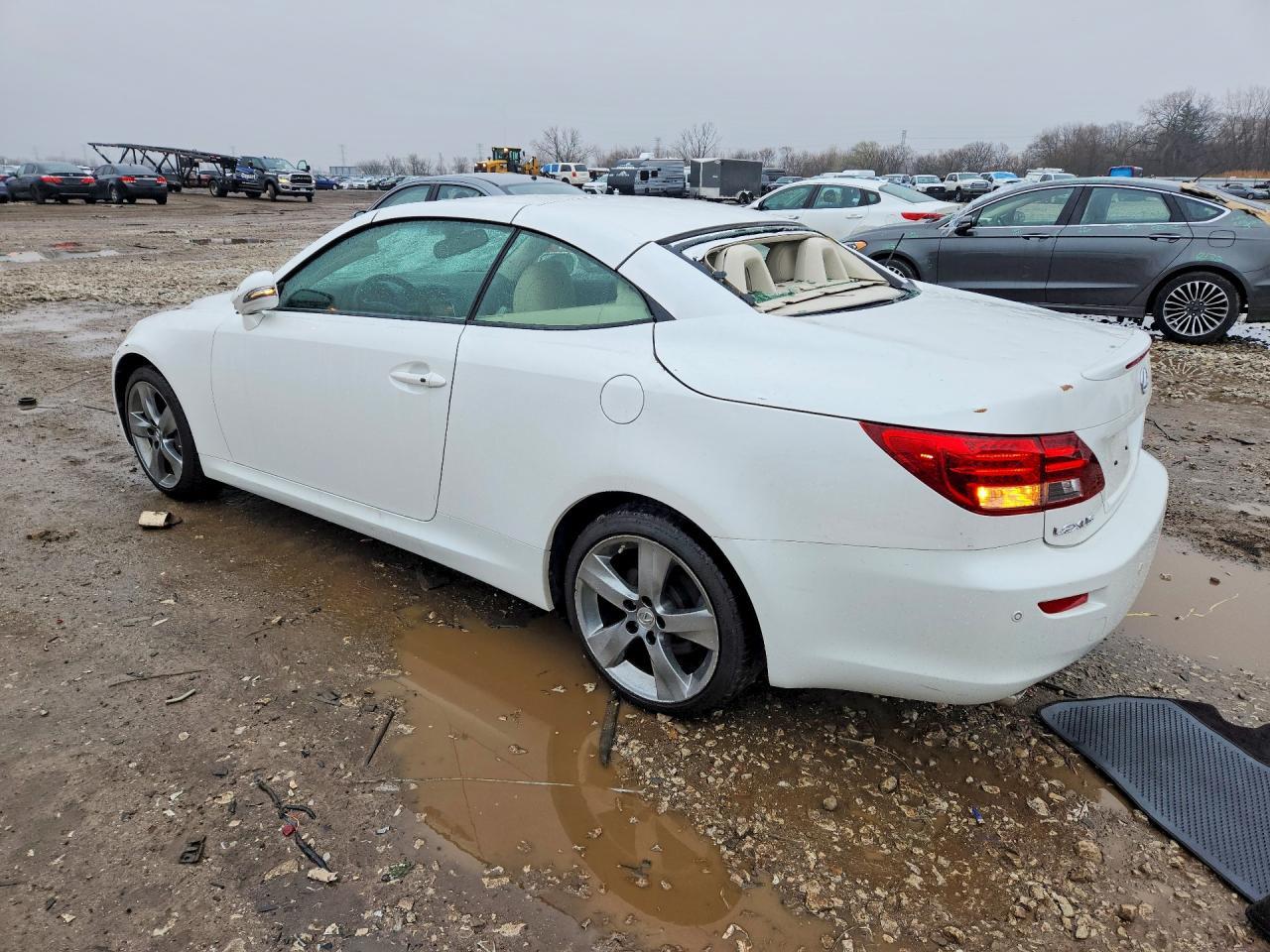 2010 Lexus Is 350C Base - Image 2