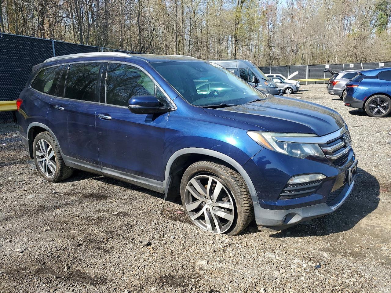 2017 Honda Pilot Elite - Фото 4