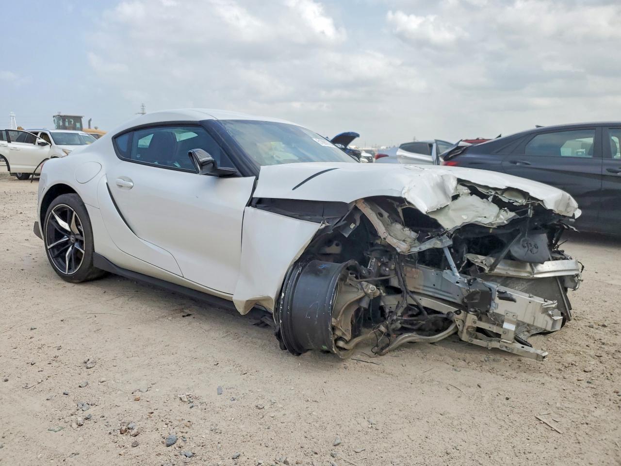 2022 Toyota Gr Supra 3.0 Premium - Image 4