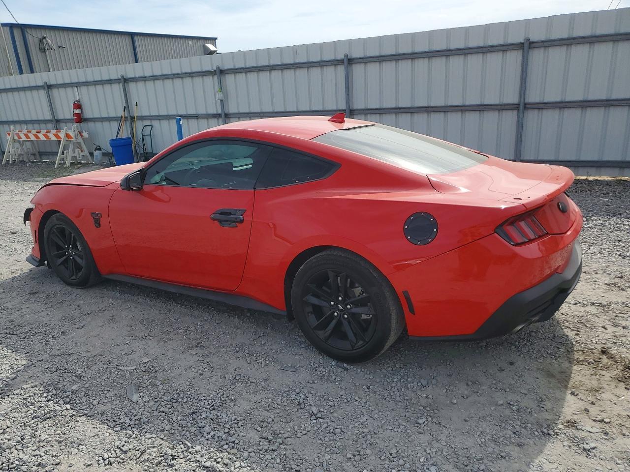 2024 Ford Mustang Gt - Фото 2