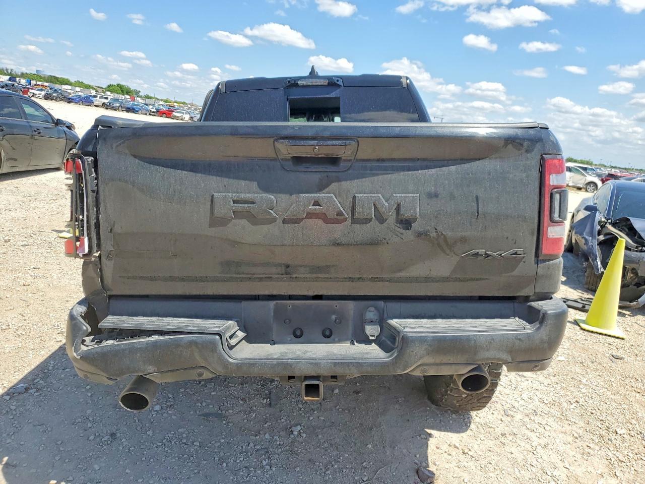 2024 Ram 1500 Rebel - Фото 6