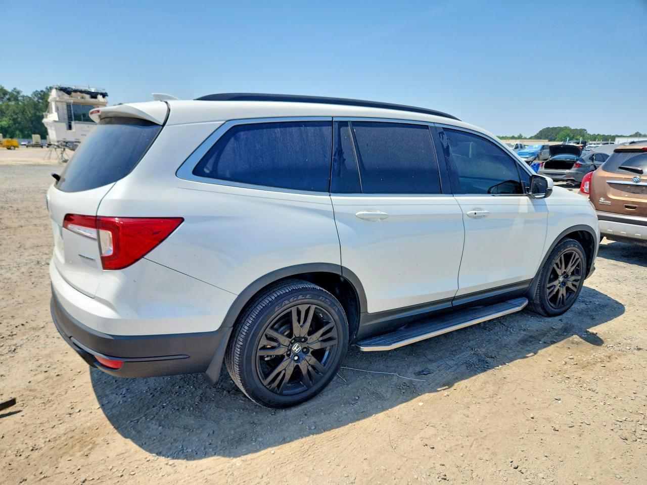2022 Honda Pilot Se - Фото 3