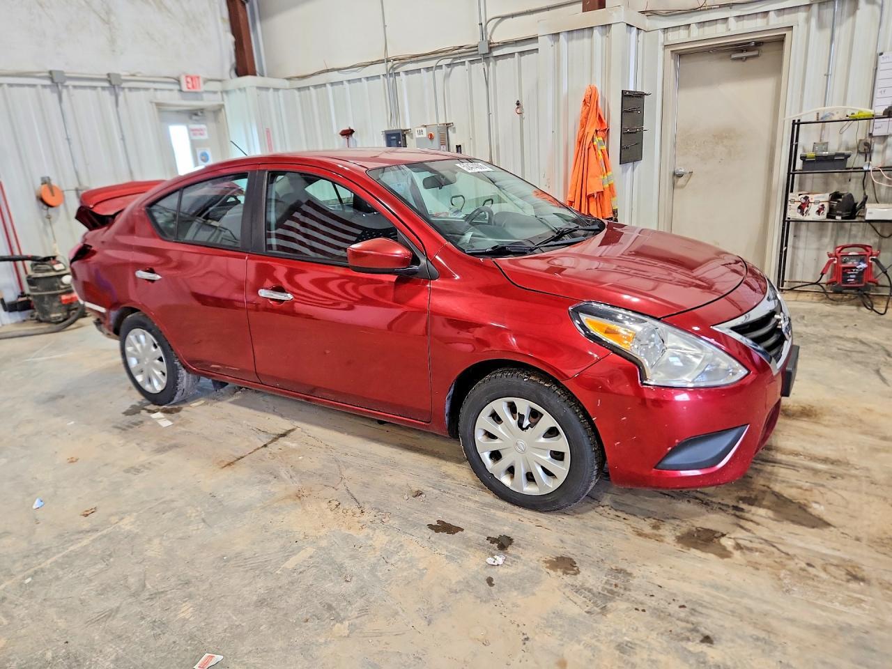 2019 Nissan Versa Sv - Image 4