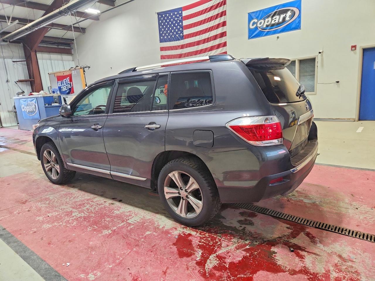 2011 Toyota Highlander Limited - Фото 2