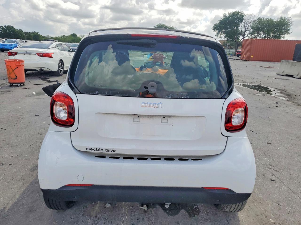 2017 Smart Fortwo - Фото 6