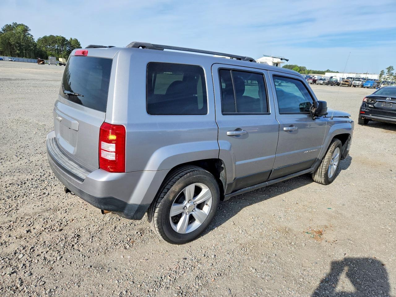 2016 Jeep Patriot Sport - Image 3