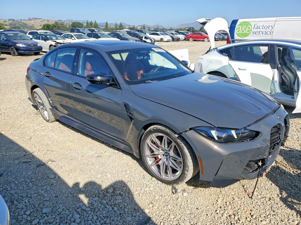 2026 BMW M3 Competition - Фото 4
