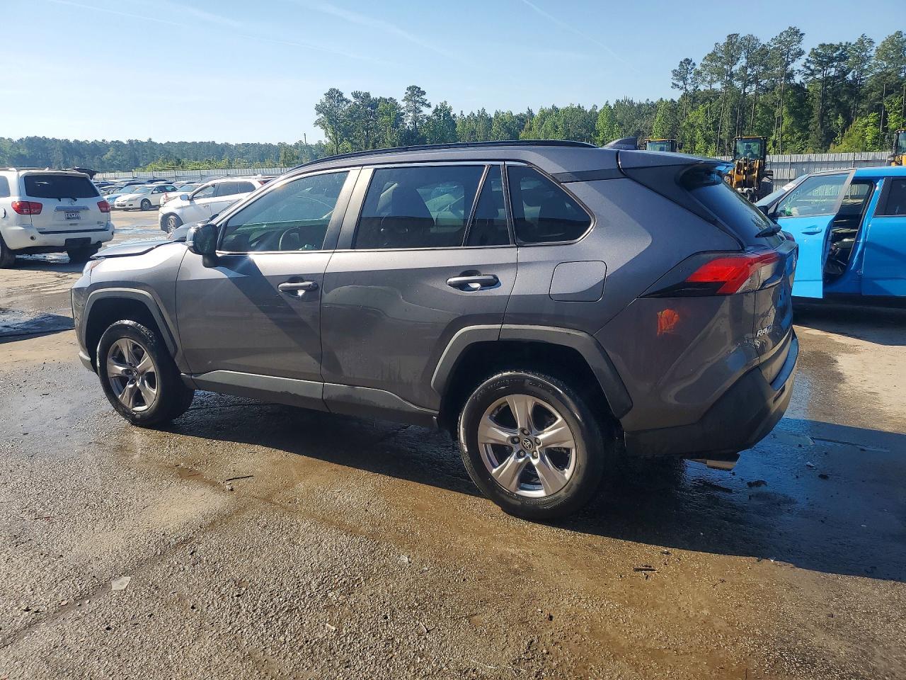 2022 Toyota Rav4 Xle - Фото 2