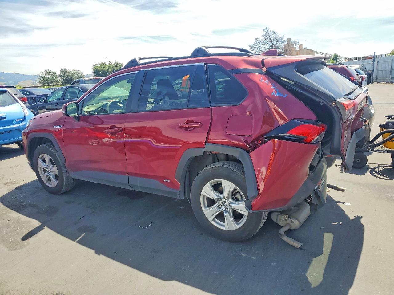 2019 Toyota Rav4 Hybrid Xle - Image 2