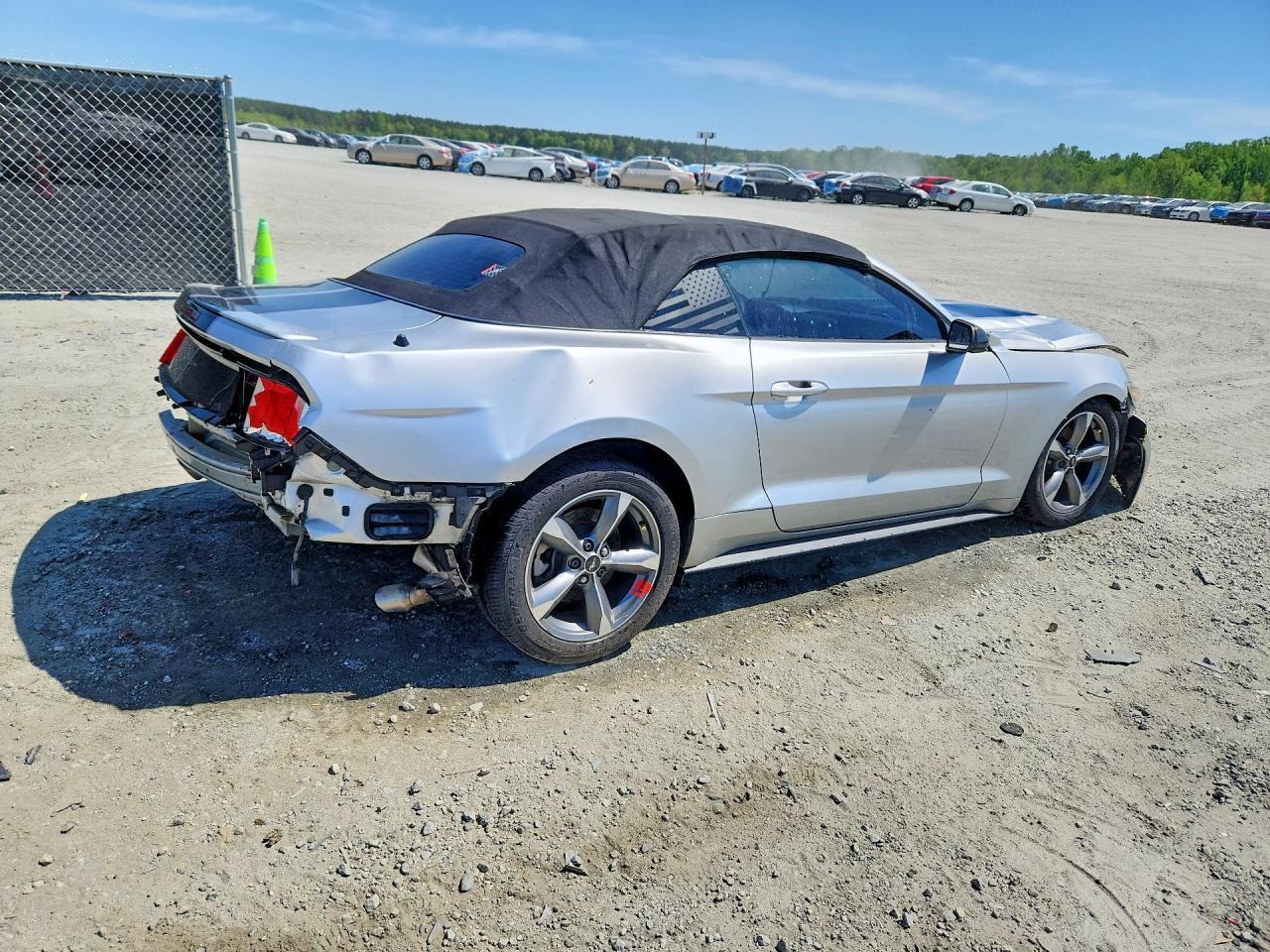 2016 Ford Mustang - Фото 3