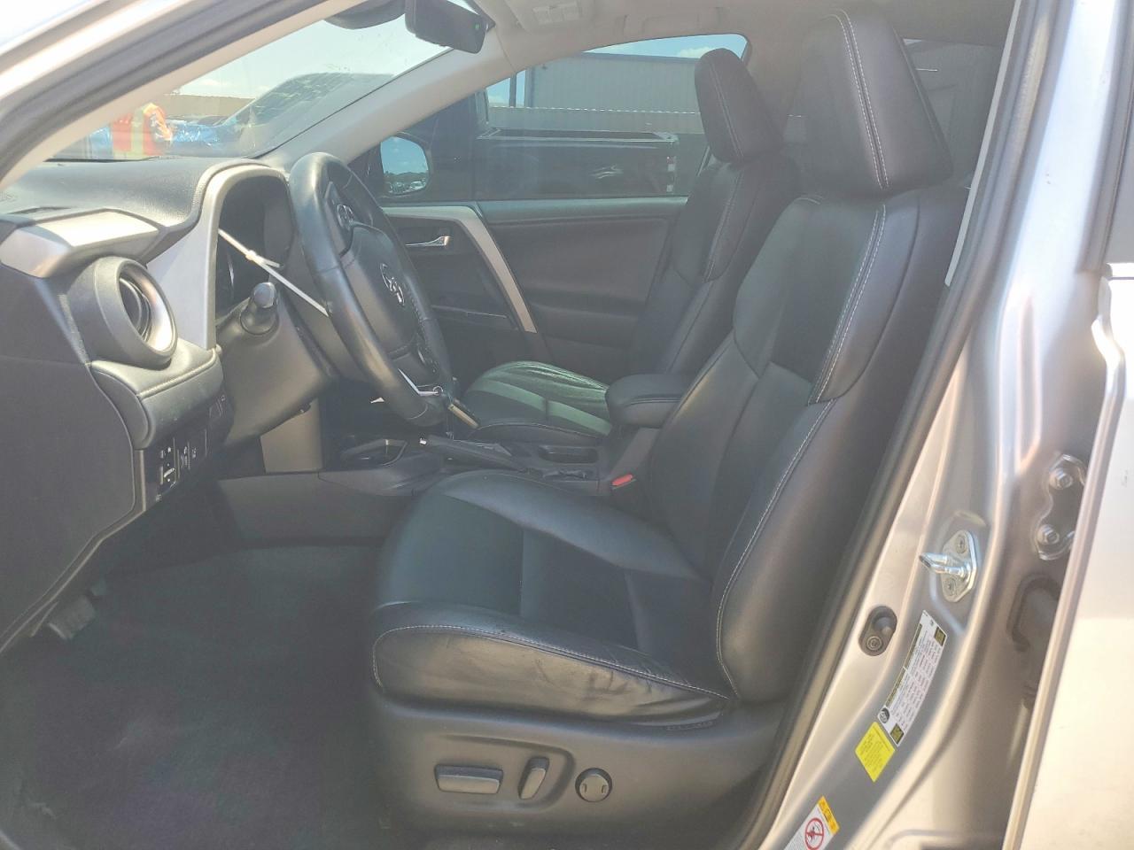 2016 Toyota Rav4 Limited - Фото 7