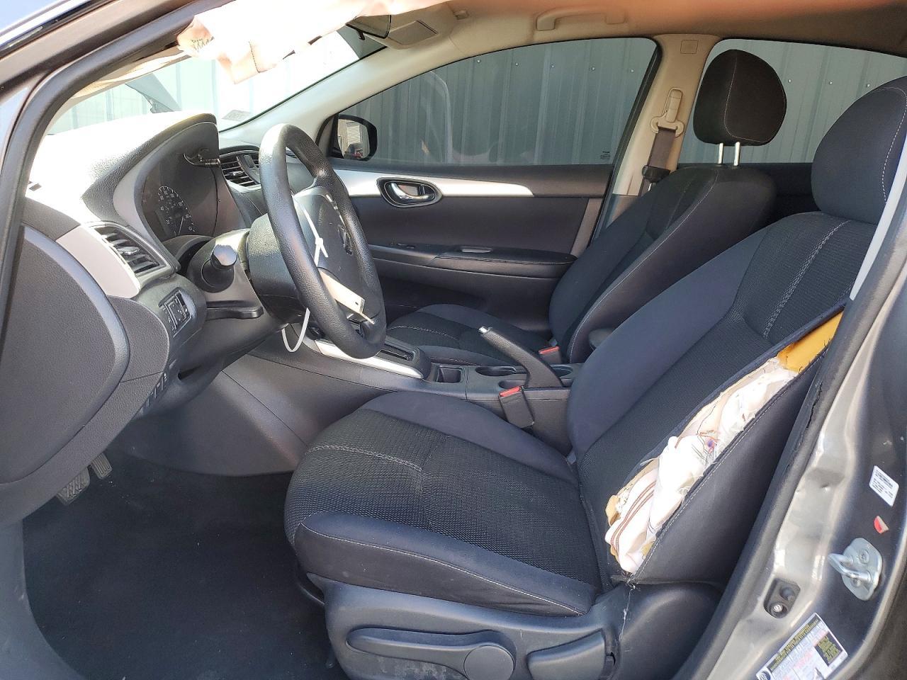 2016 Nissan Sentra S - Image 7