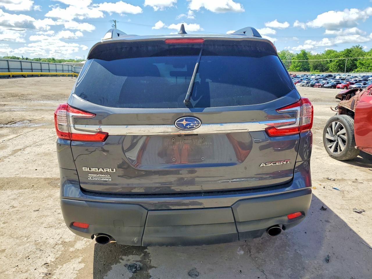 2023 Subaru Ascent Premium - Image 6