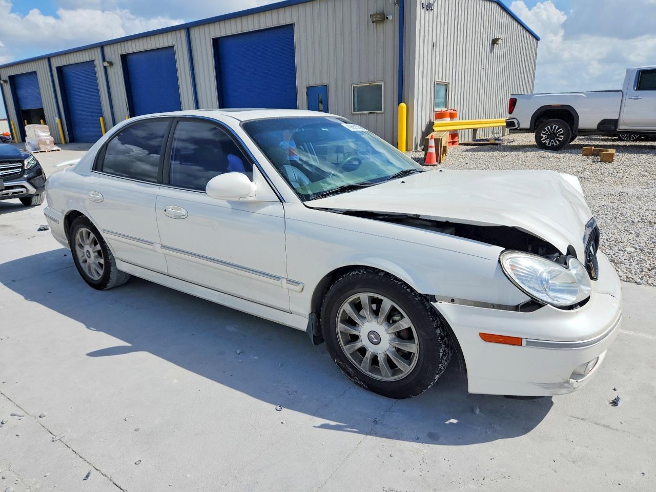 2004 Hyundai Sonata Gls - Image 4