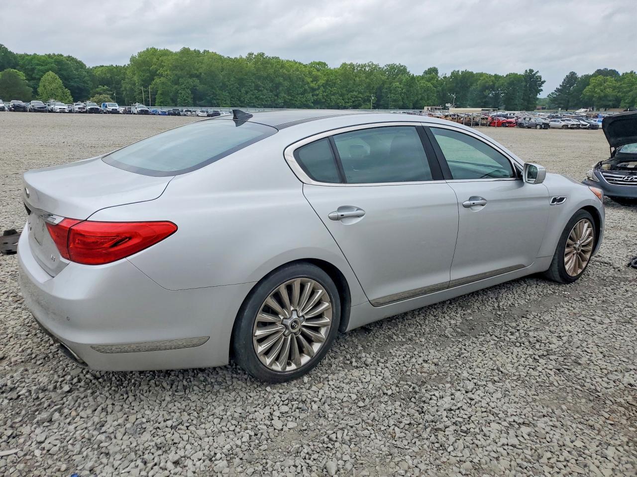 2015 Kia K900 Luxury - Фото 3
