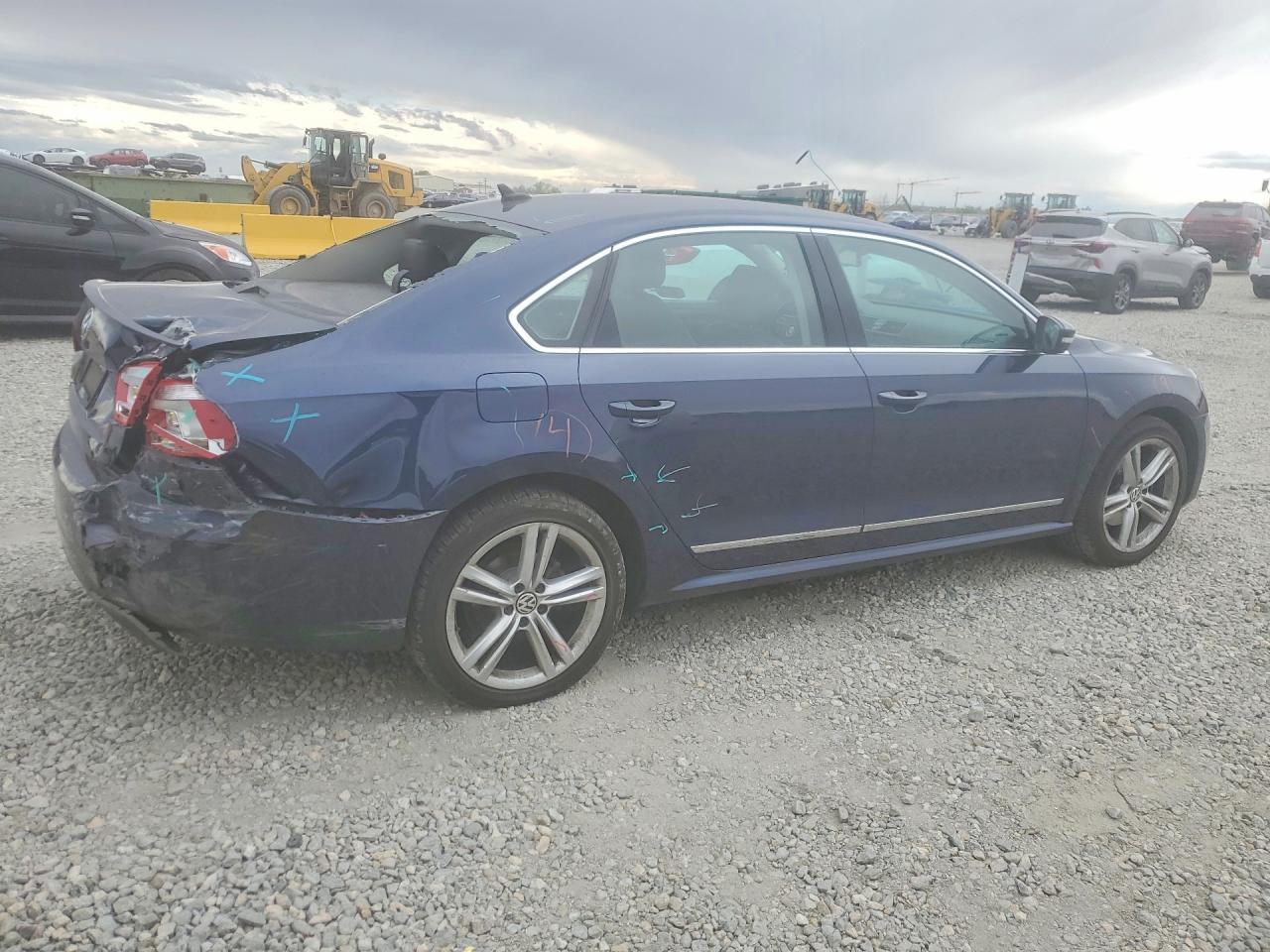 2015 Volkswagen Passat Sel - Фото 3