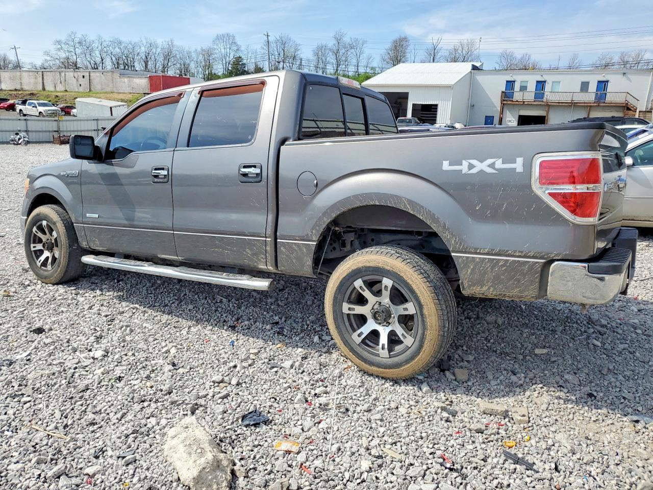 2013 Ford F150 Supercrew - Image 2