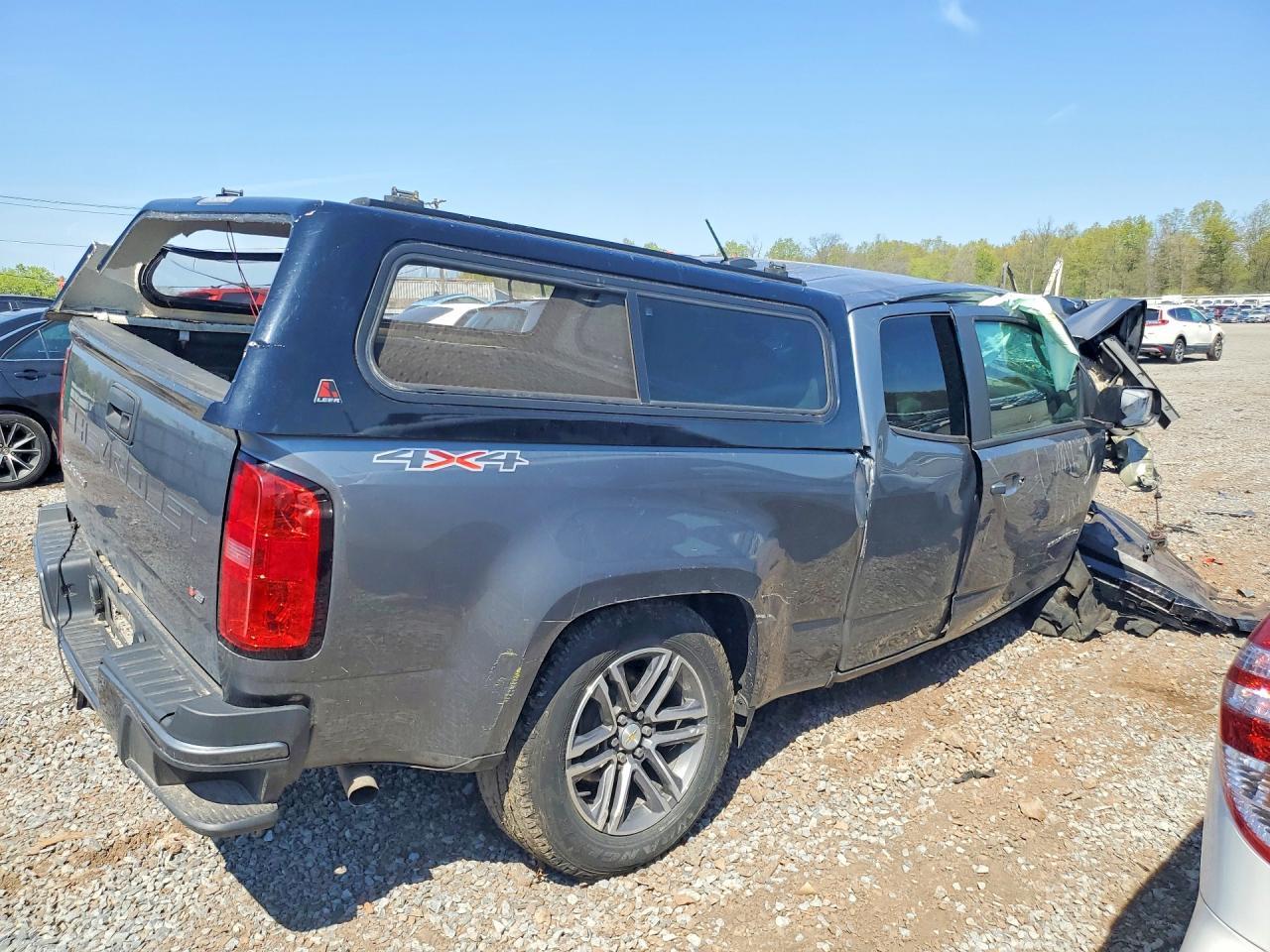 2021 Chevrolet Colorado - Фото 3