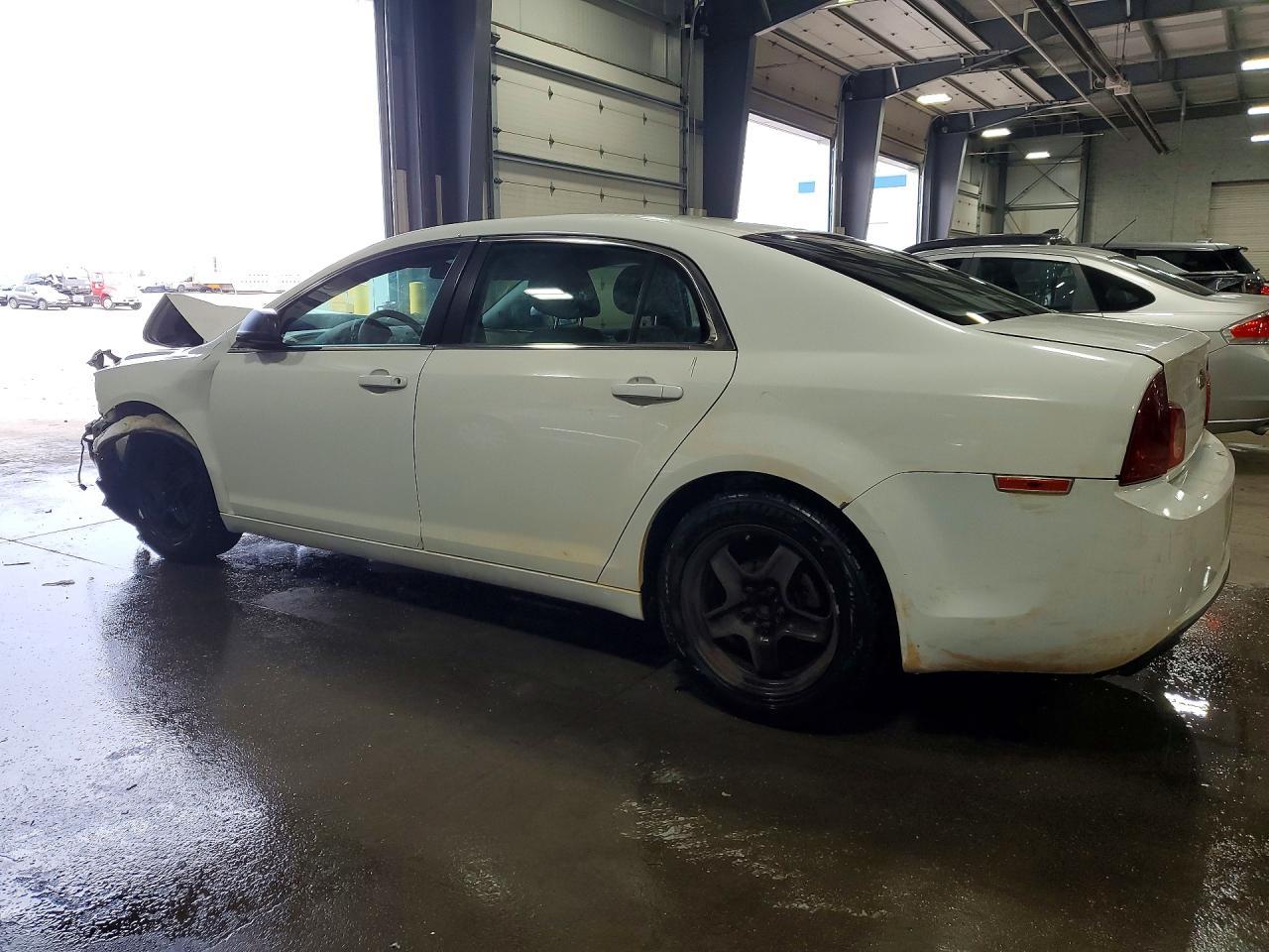 2012 Chevrolet Malibu Ls - Фото 2
