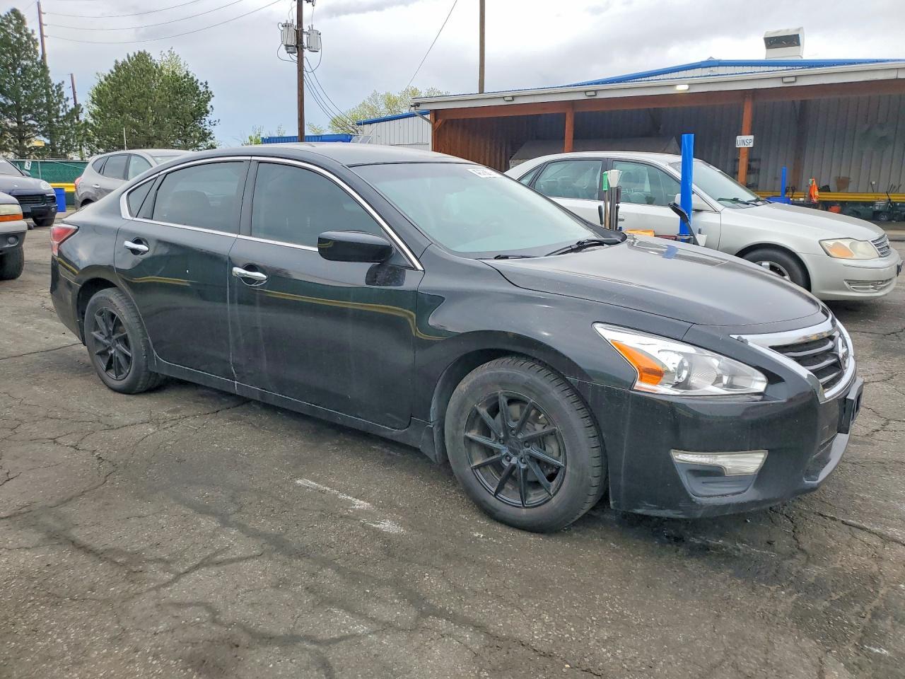 2015 Nissan Altima 2.5 S - Фото 4