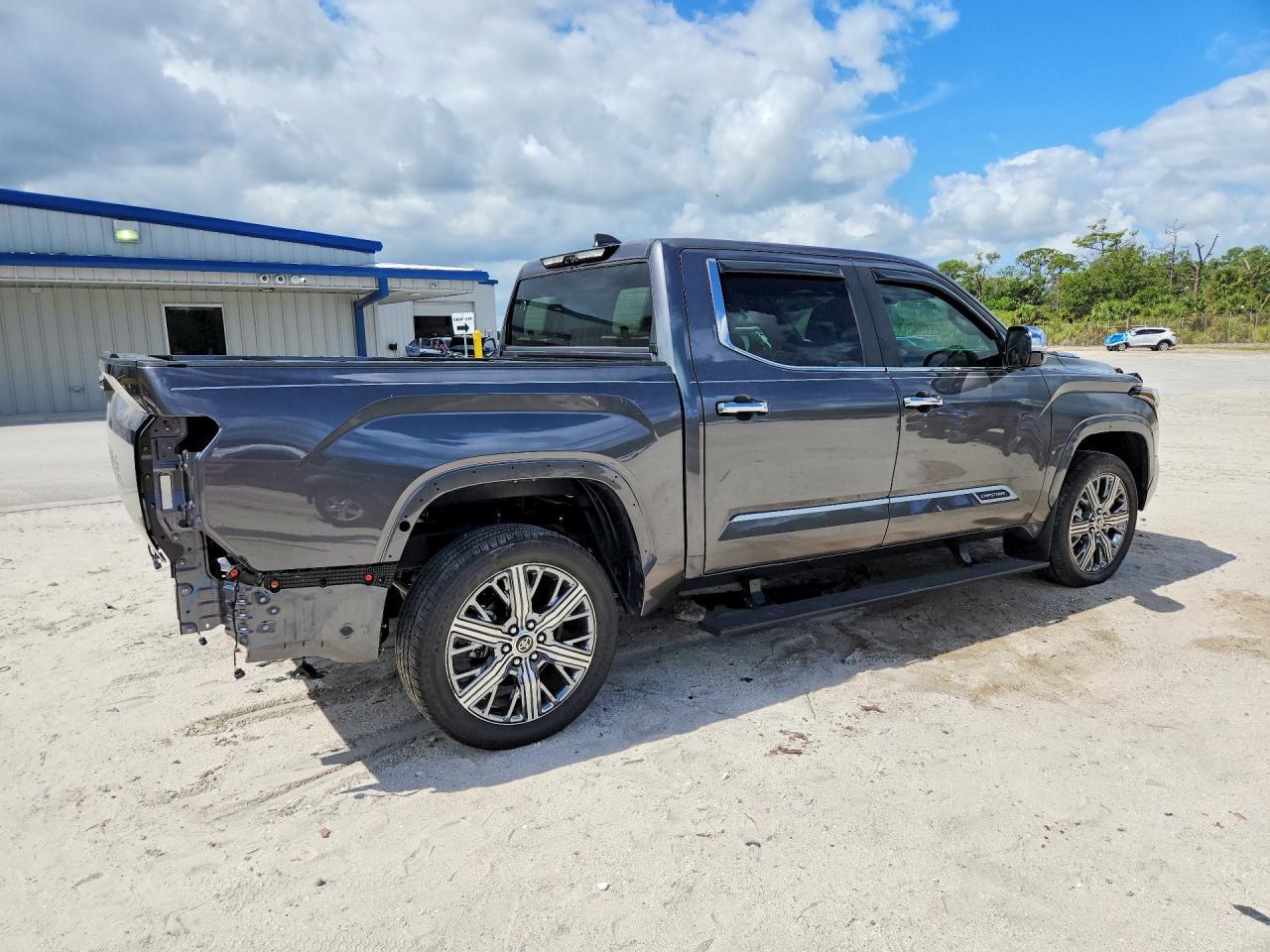 2024 Toyota Tundra Crewmax Capstone - Image 3