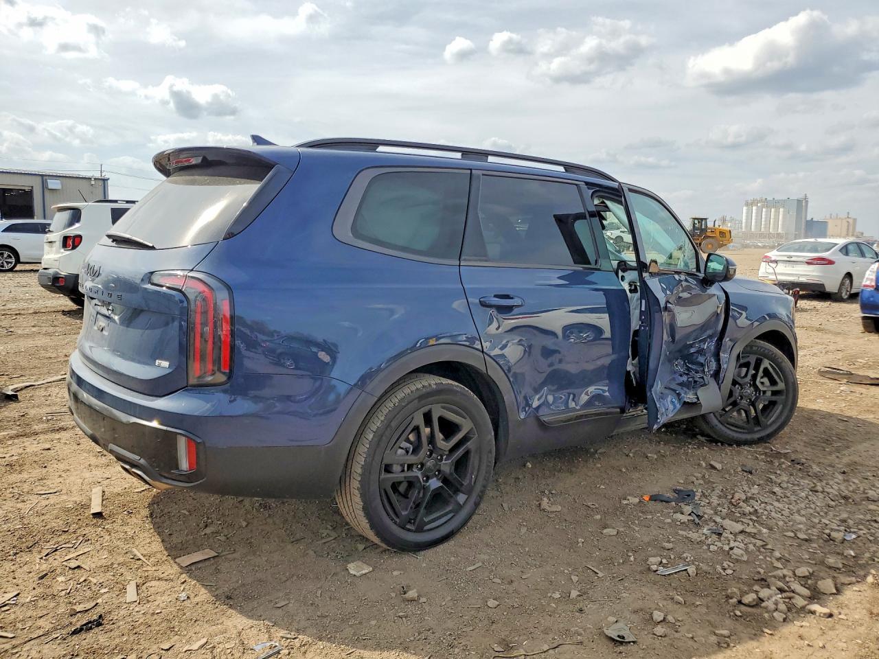2025 Kia Telluride Sx-Prestige X-Line - Фото 3