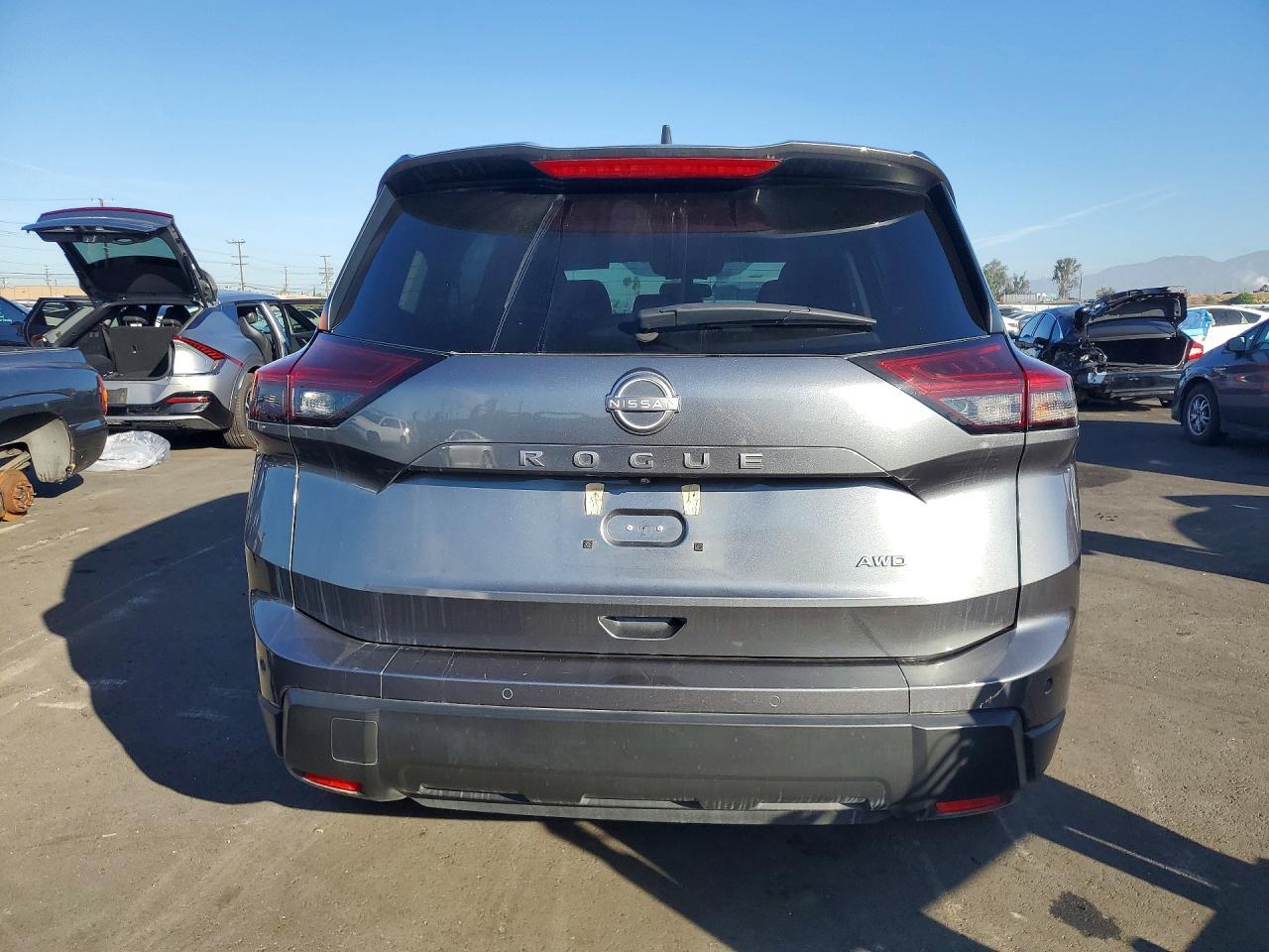 2024 Nissan Rogue S - Фото 6