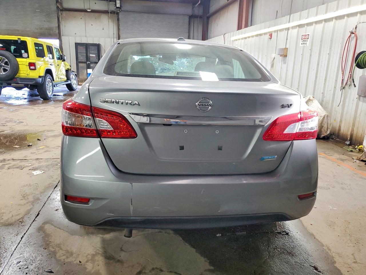 2013 Nissan Sentra S - Фото 6