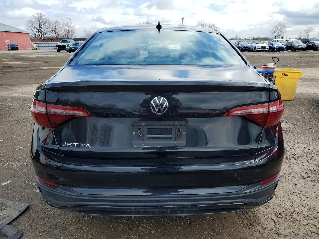 2022 Volkswagen Jetta S - Фото 6