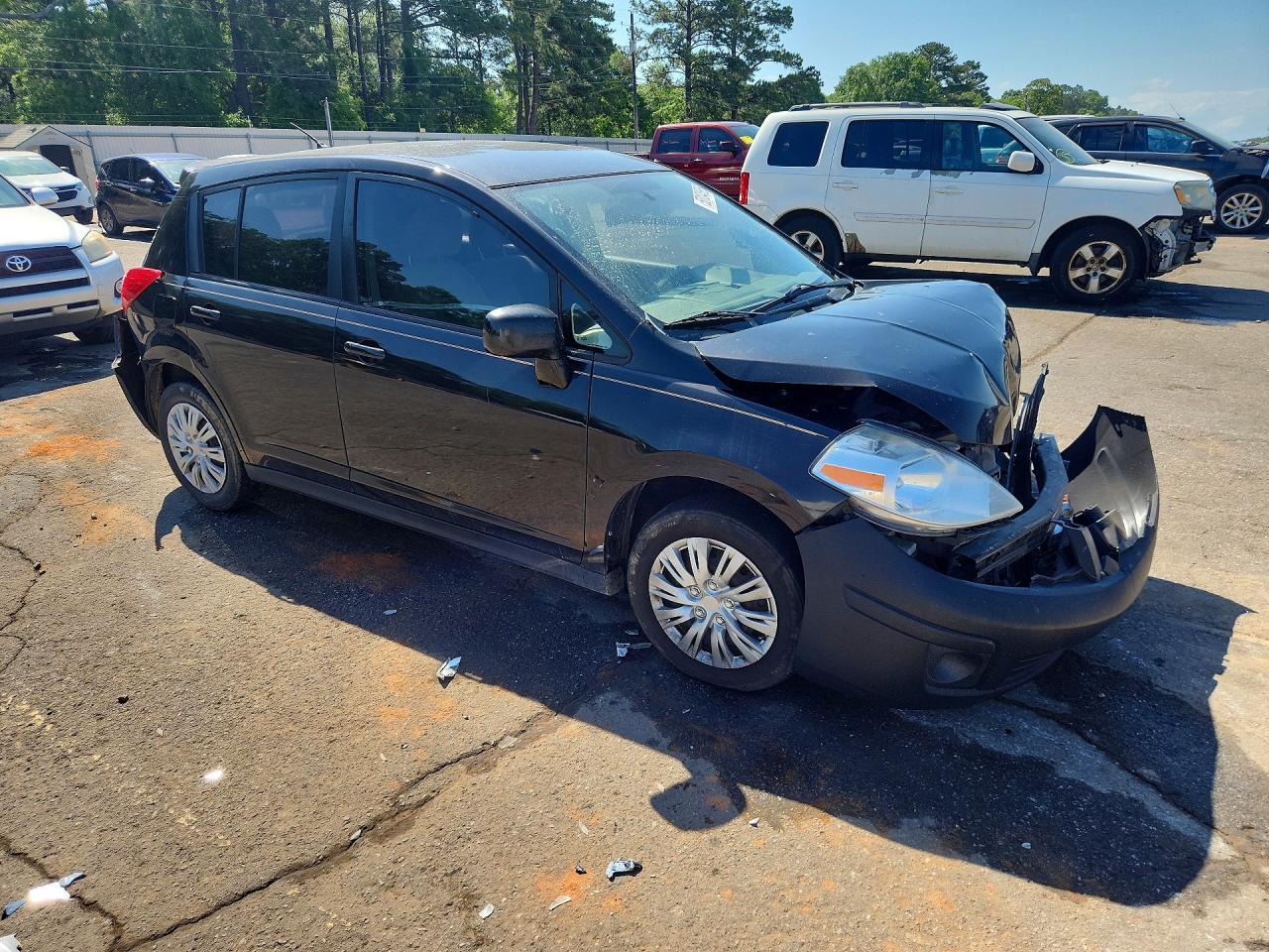 2011 Nissan Versa 1.8 S - Image 4