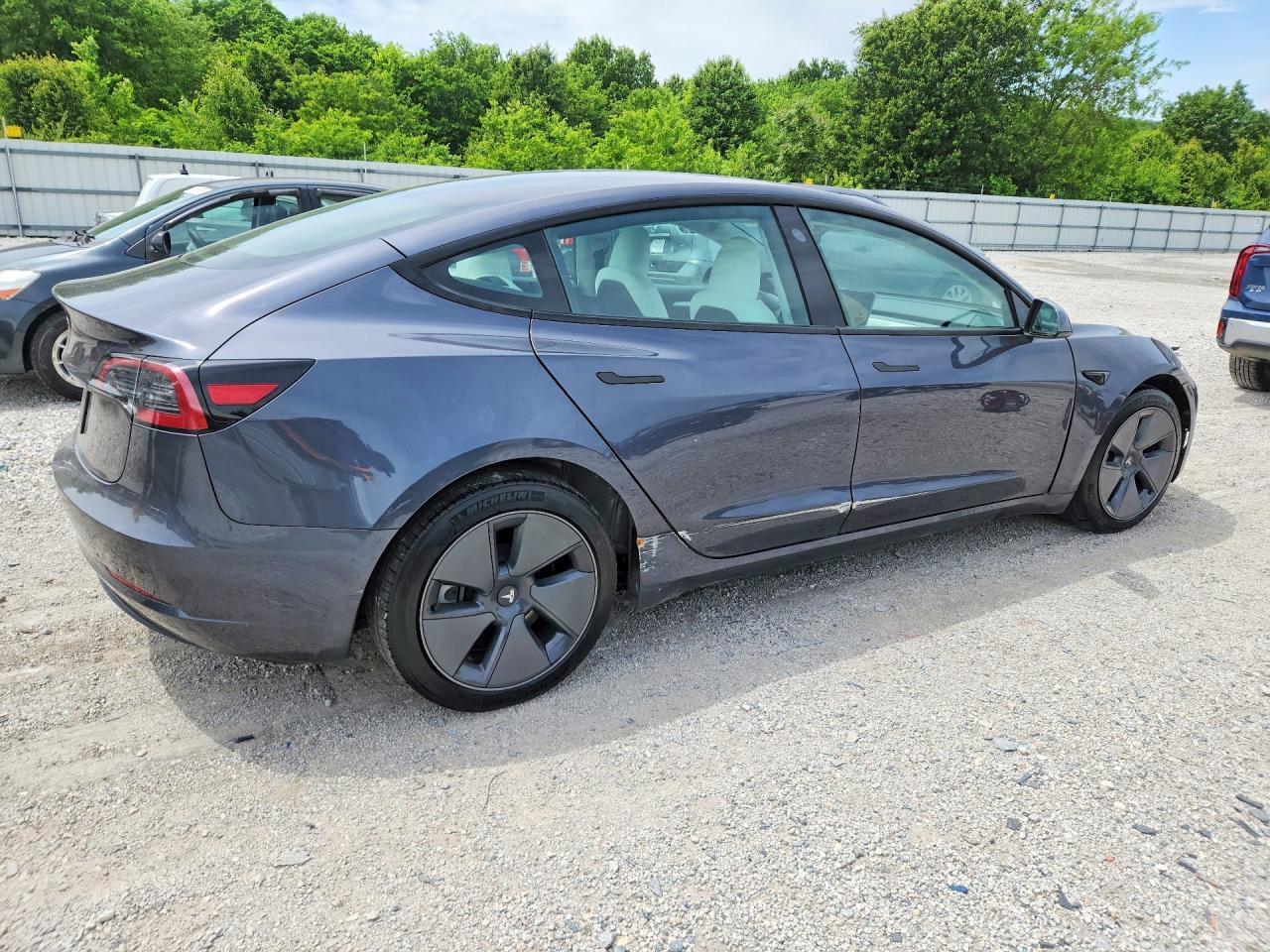 2023 Tesla Model 3 - Image 3