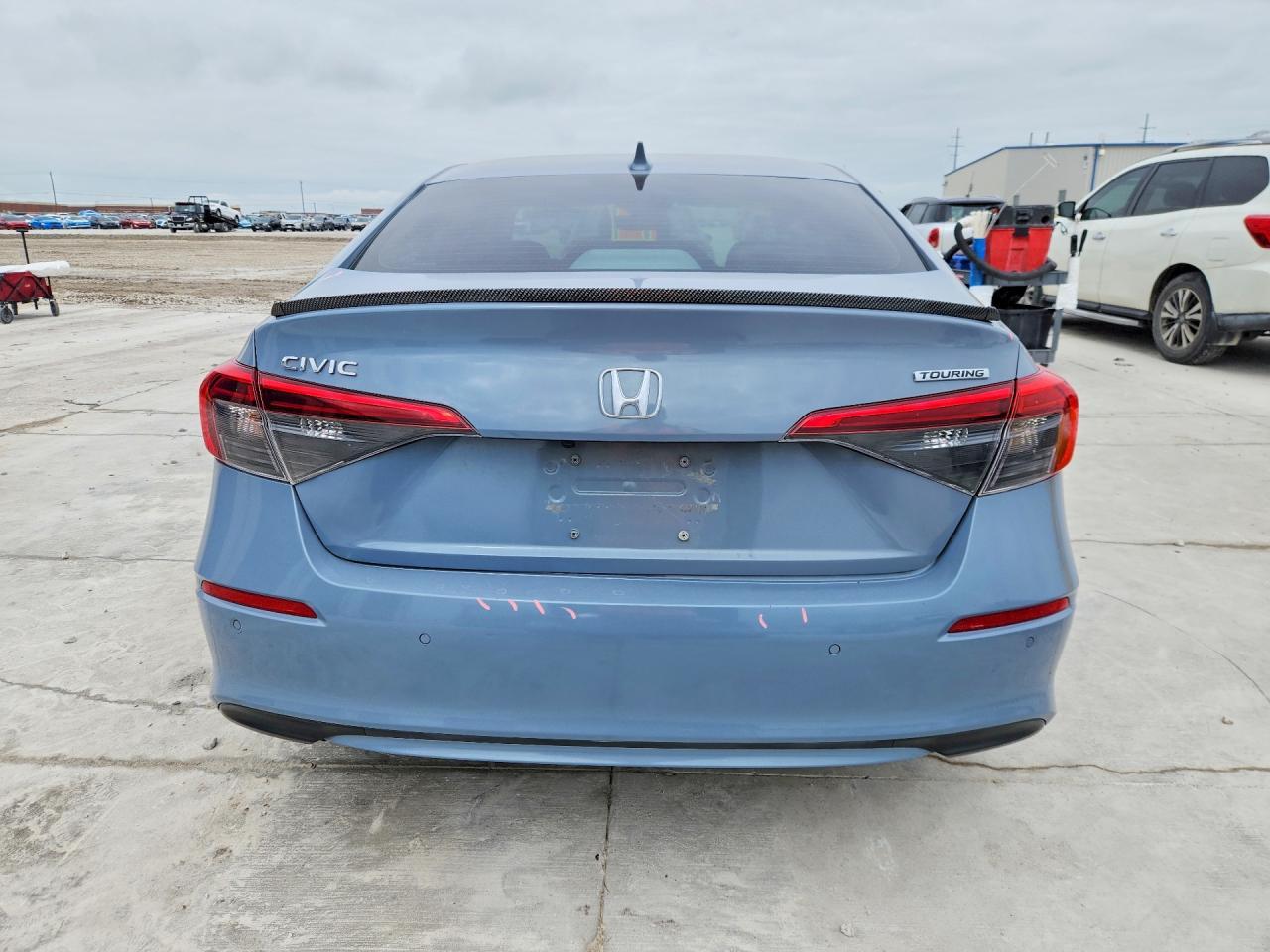 2024 Honda Civic Touring - Image 6