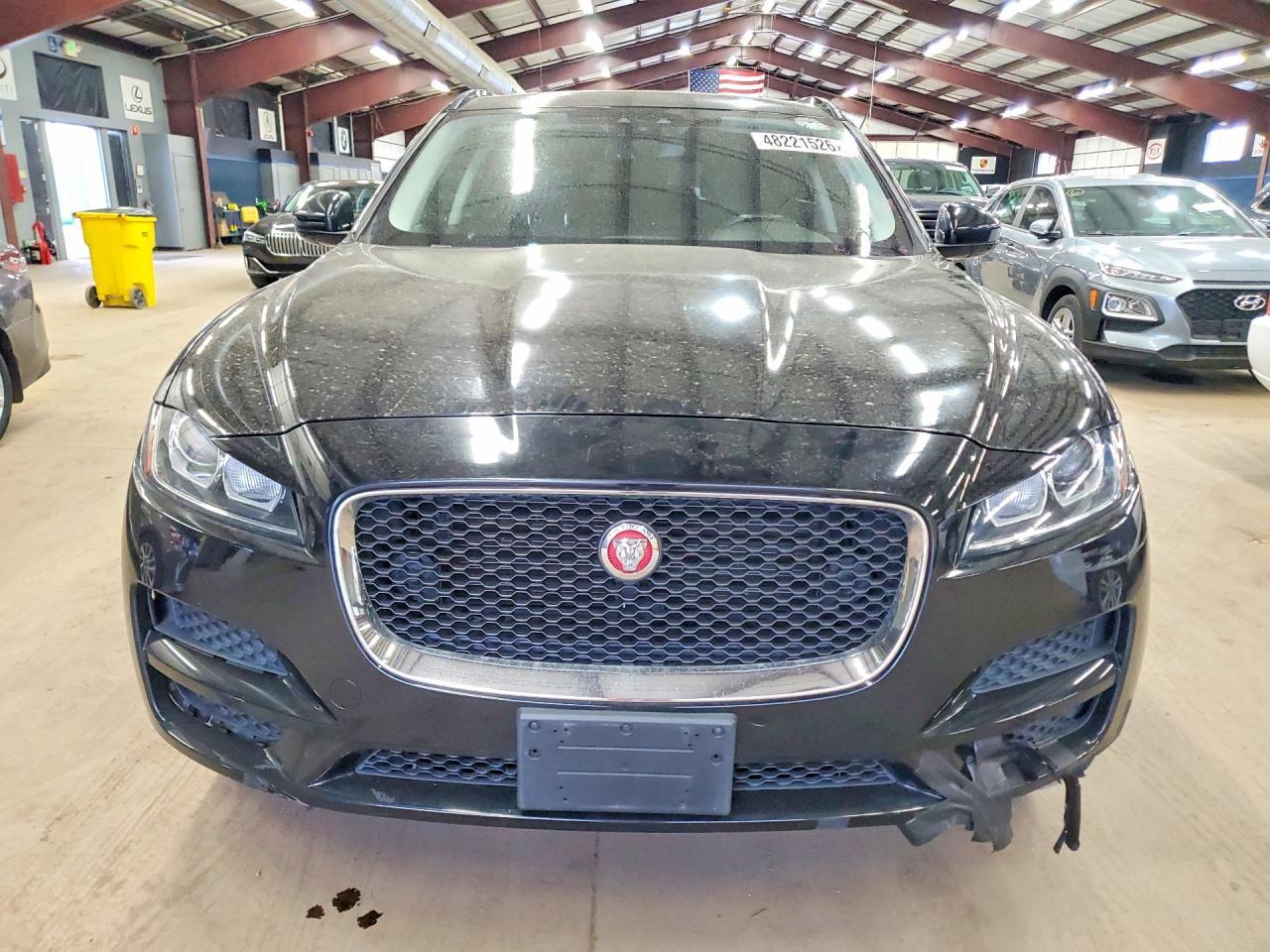 2017 Jaguar F-Pace Premium - Фото 5