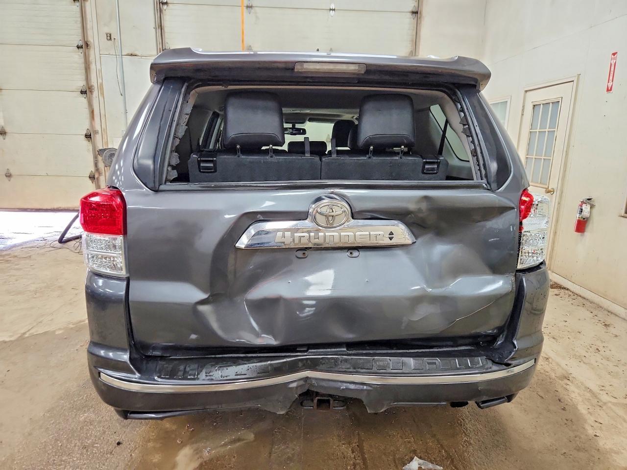 2013 Toyota 4Runner Limited - Фото 6